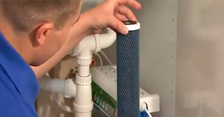 Установка угольных фильтров для воды и вытяжки от 3688 рублей в соколе